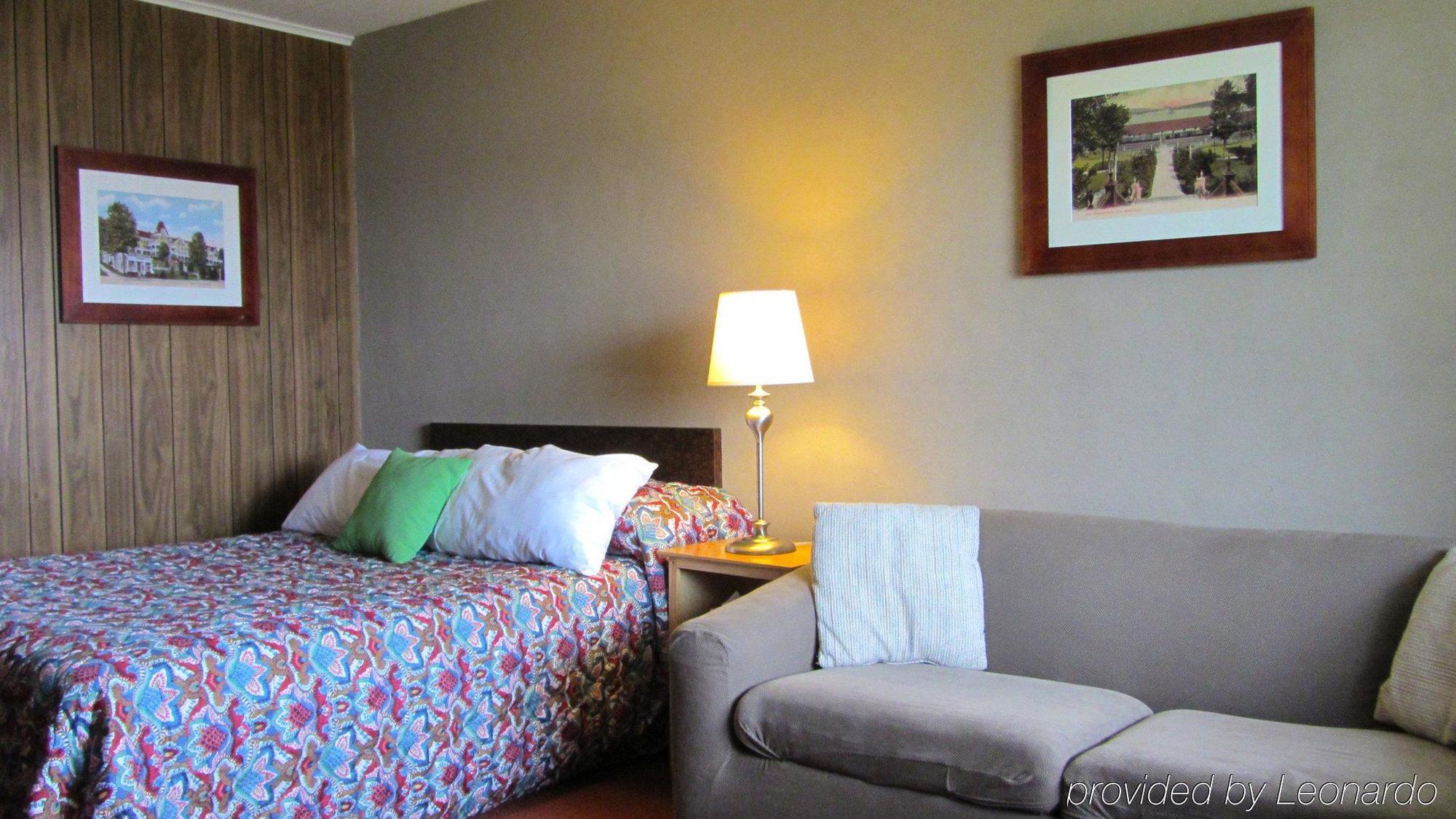 Half Moon Motel&Cottages Weirs Beach Buitenkant foto