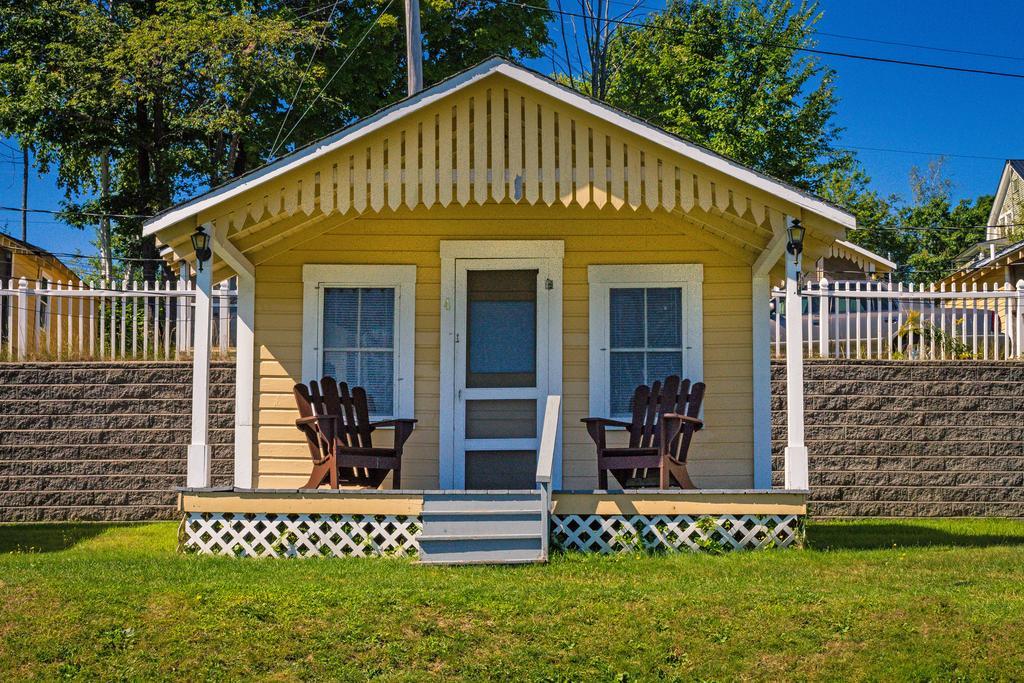 Half Moon Motel&Cottages Weirs Beach Buitenkant foto