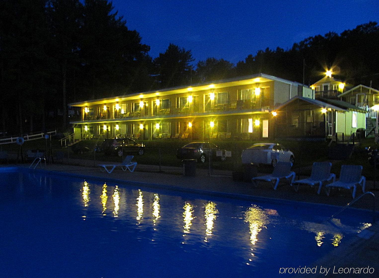 Half Moon Motel&Cottages Weirs Beach Buitenkant foto