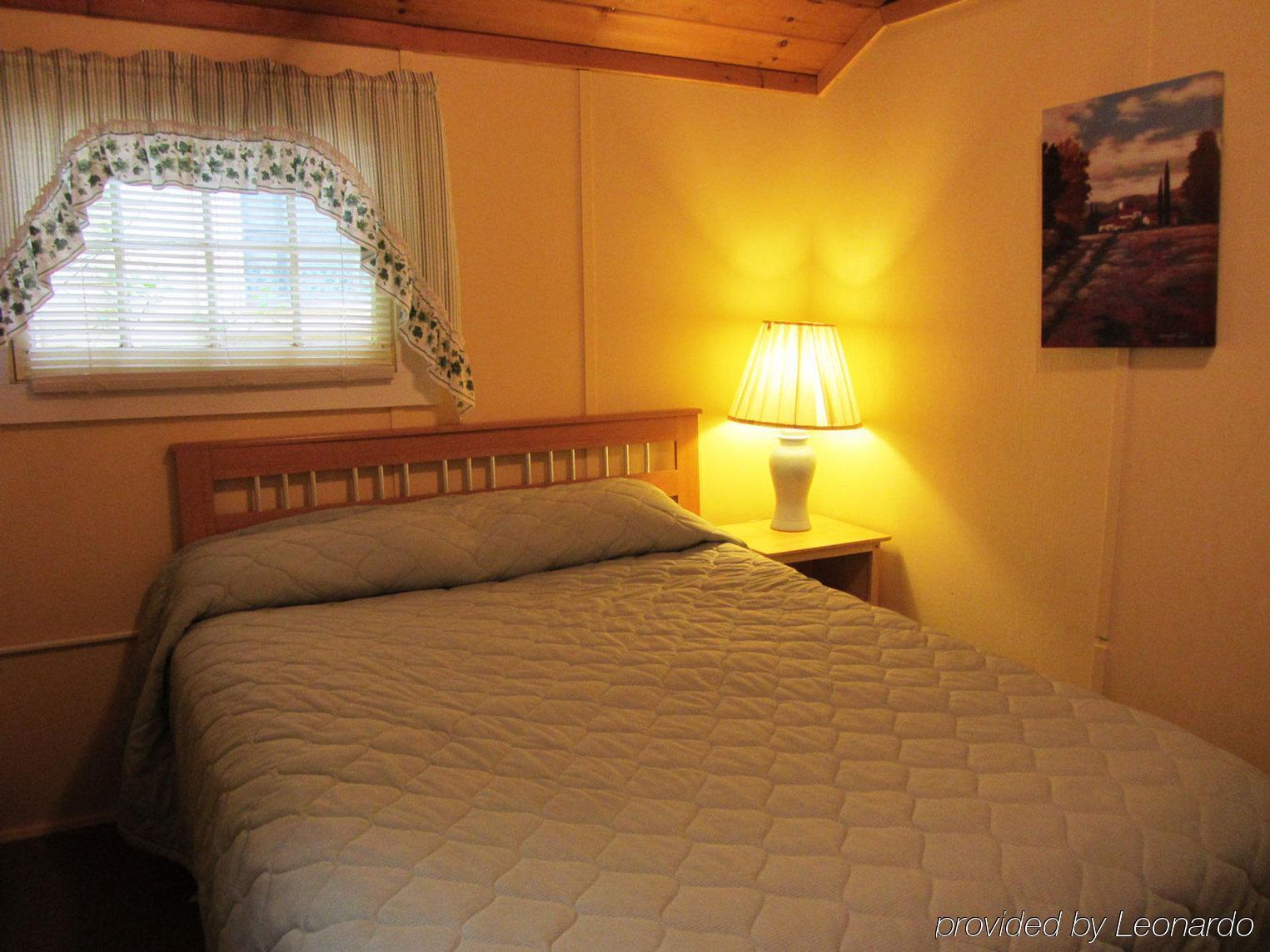 Half Moon Motel&Cottages Weirs Beach Buitenkant foto